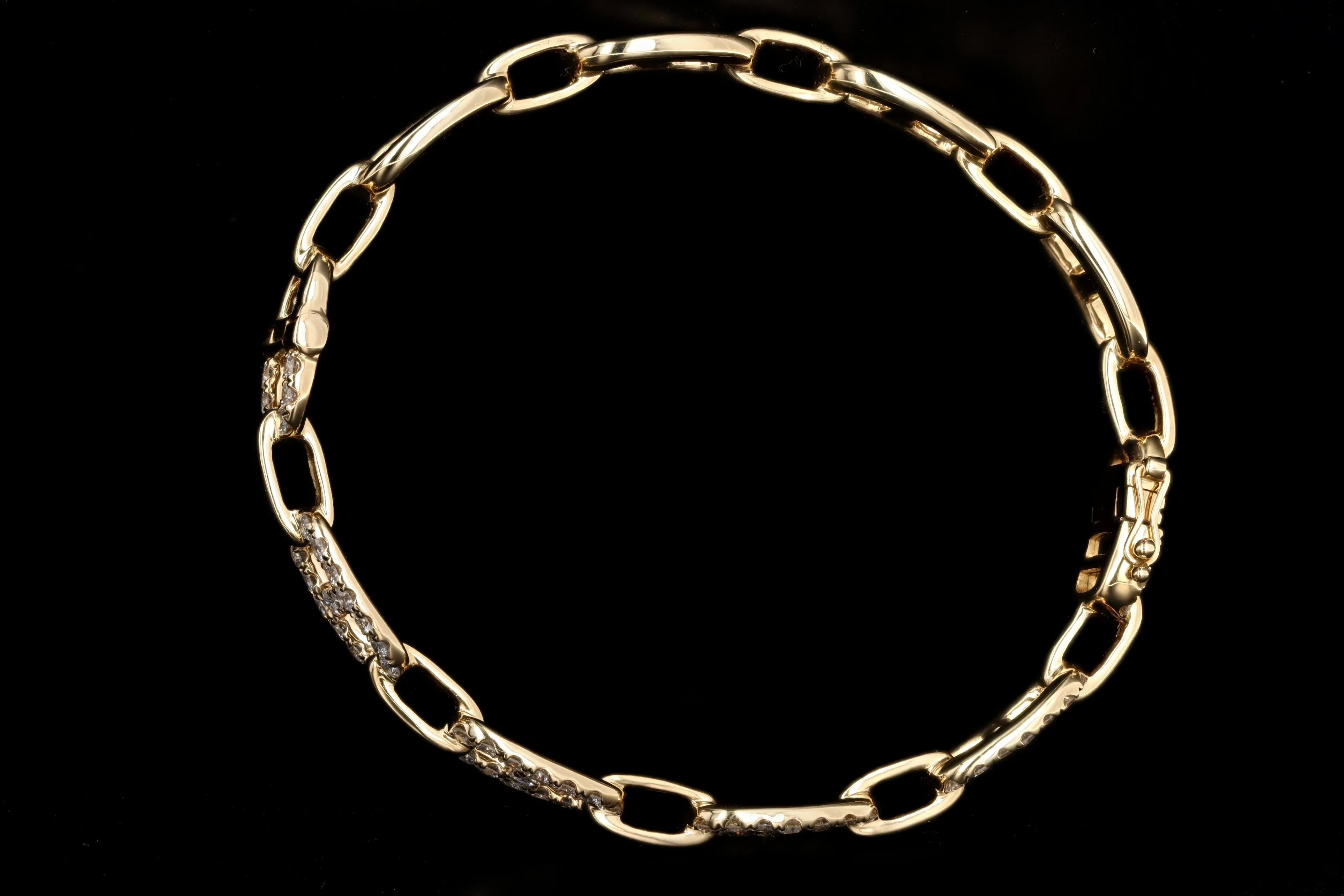 18K Yellow Gold 2.0 Carat Total Weight Diamond Mariner Link Bangle