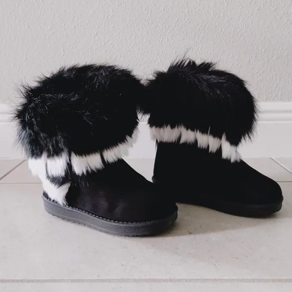 Asymmetrical Faux Fur Boots
