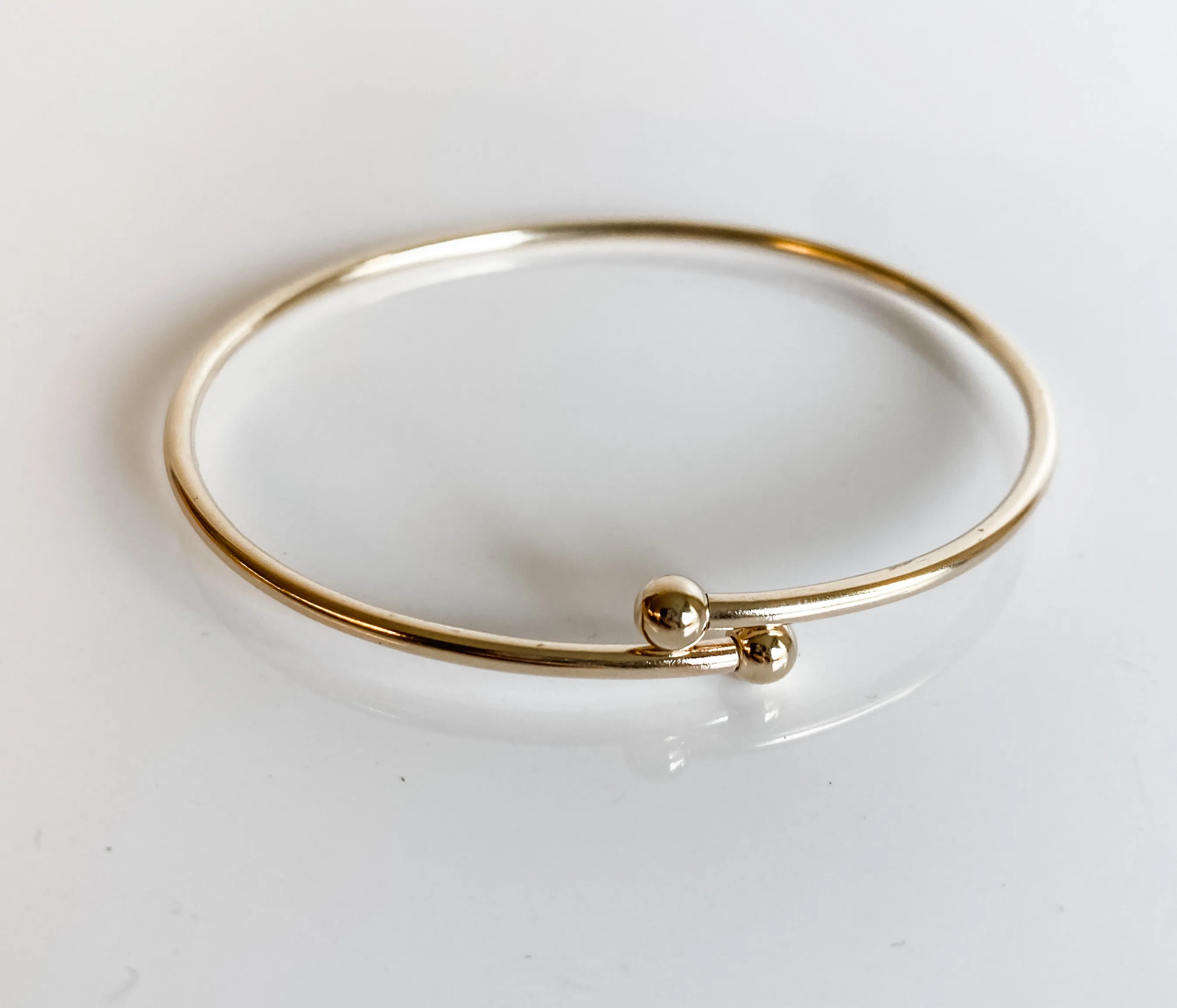 BALL BANGLE