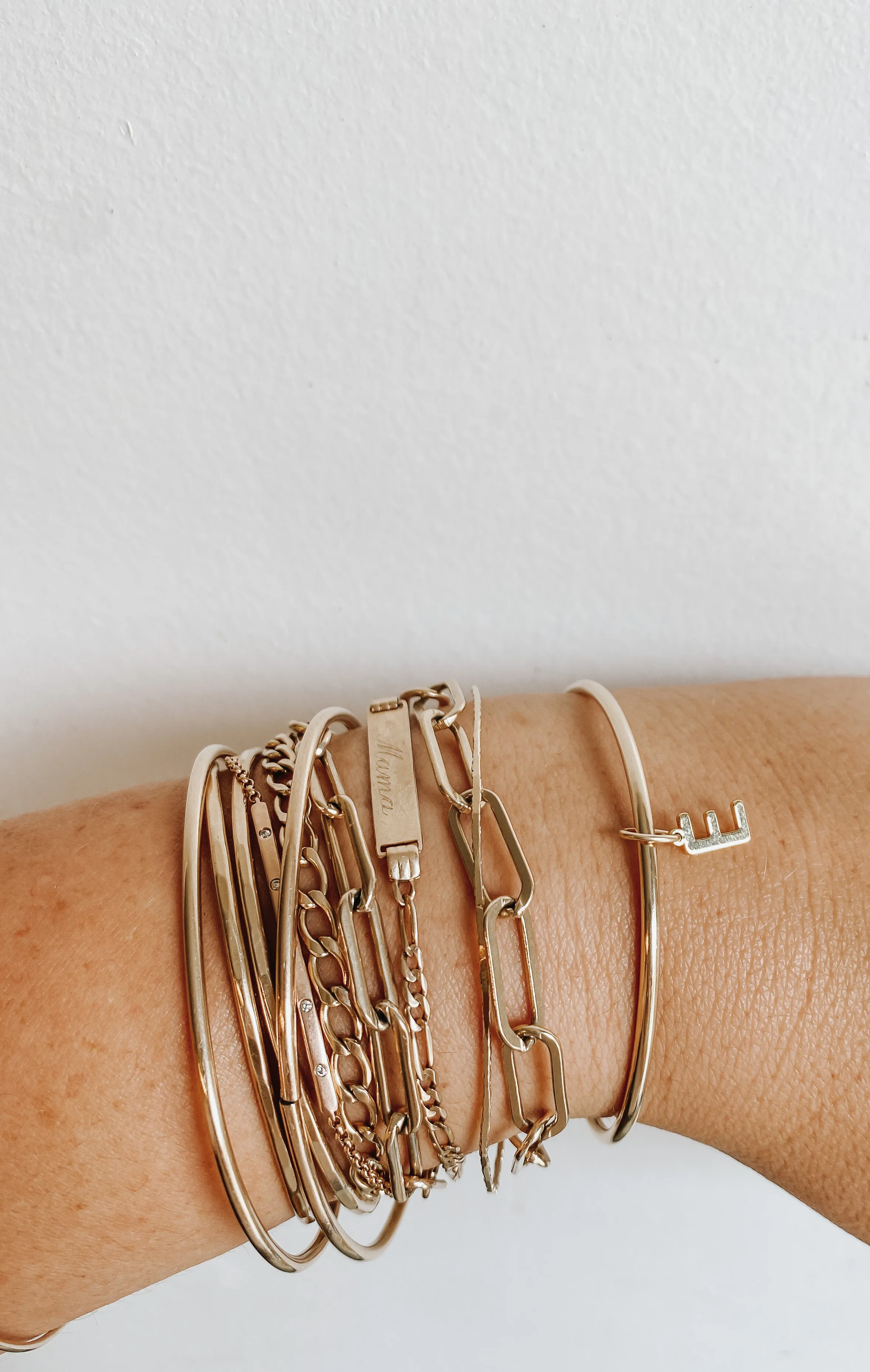 BALL BANGLE