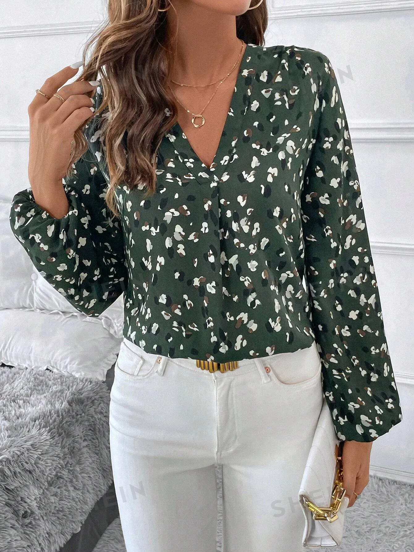 Clasi Women's V-Neck Long Sleeve All-Over Print Blouse