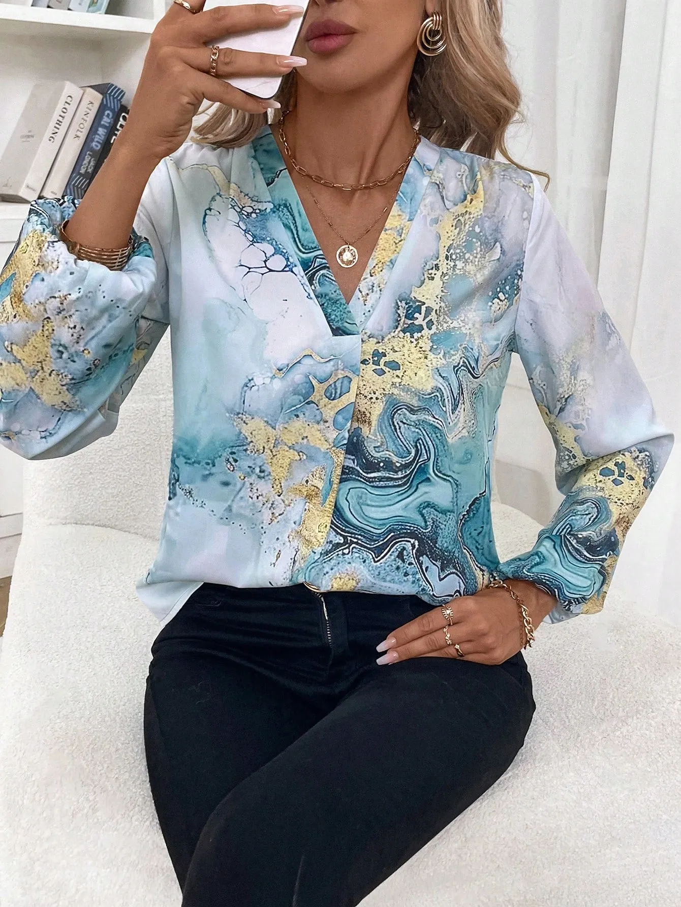 Clasi Women's V-Neck Long Sleeve All-Over Print Blouse