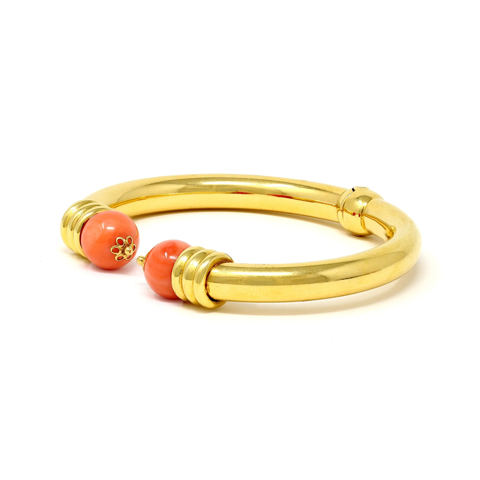 Coral Bead Bangle in 18K, Circa 1980