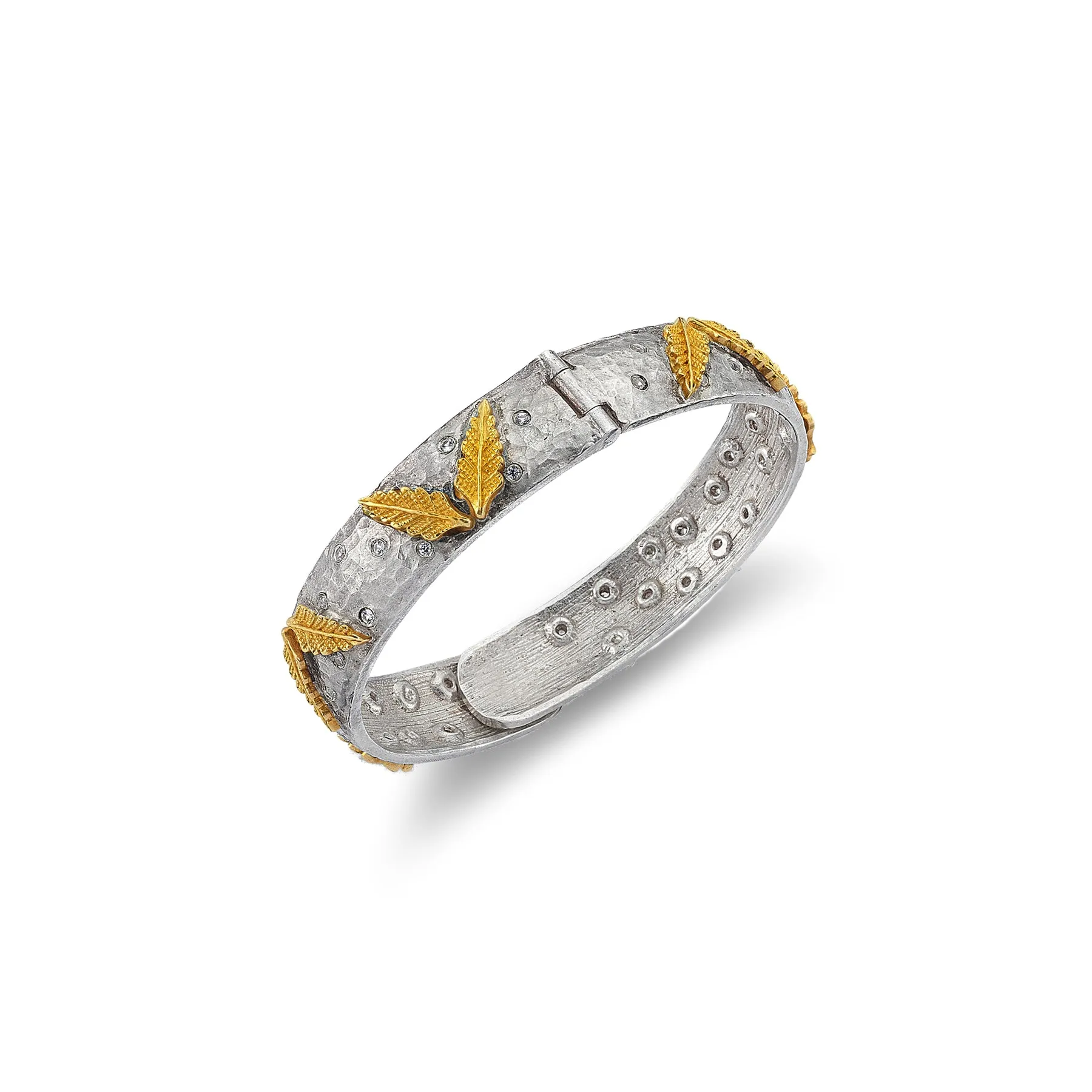 DANNI FONDANT GARLAND BANGLE BRACELET