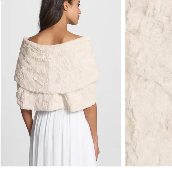 Eliza J Faux Fur Stole, sz S! Retails $119 