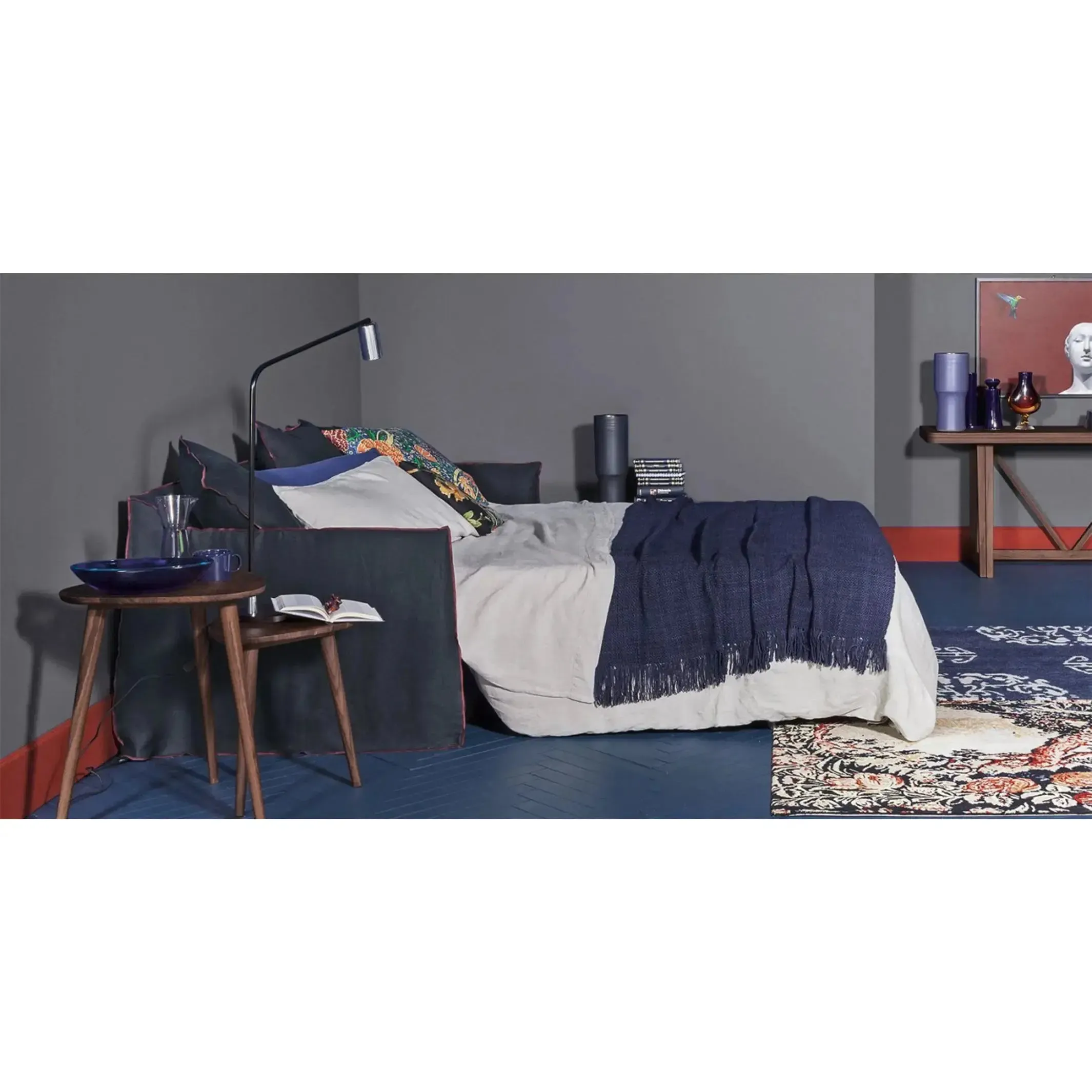 Ghost 15 - Sofa Bed