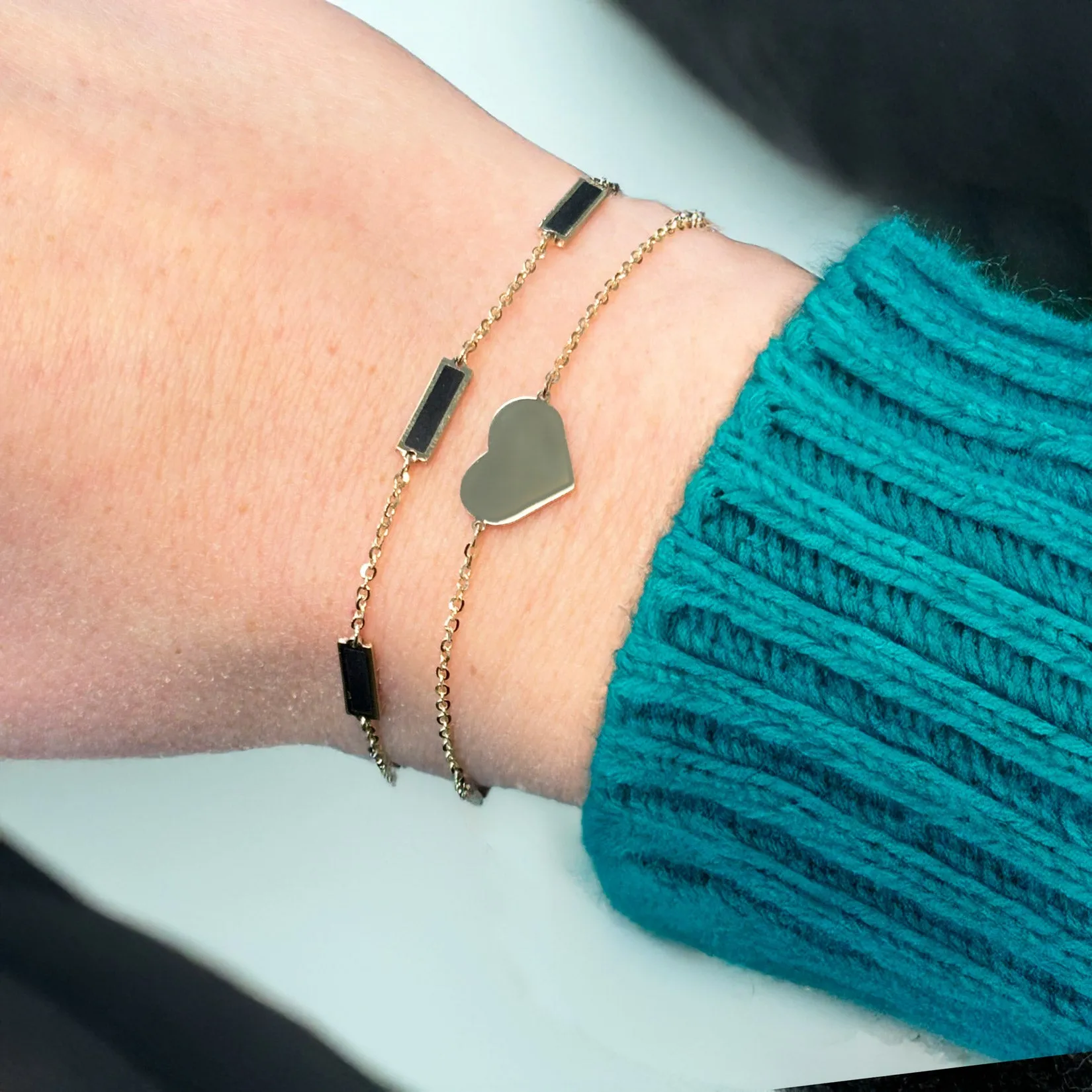 Gold Single Heart Bracelet