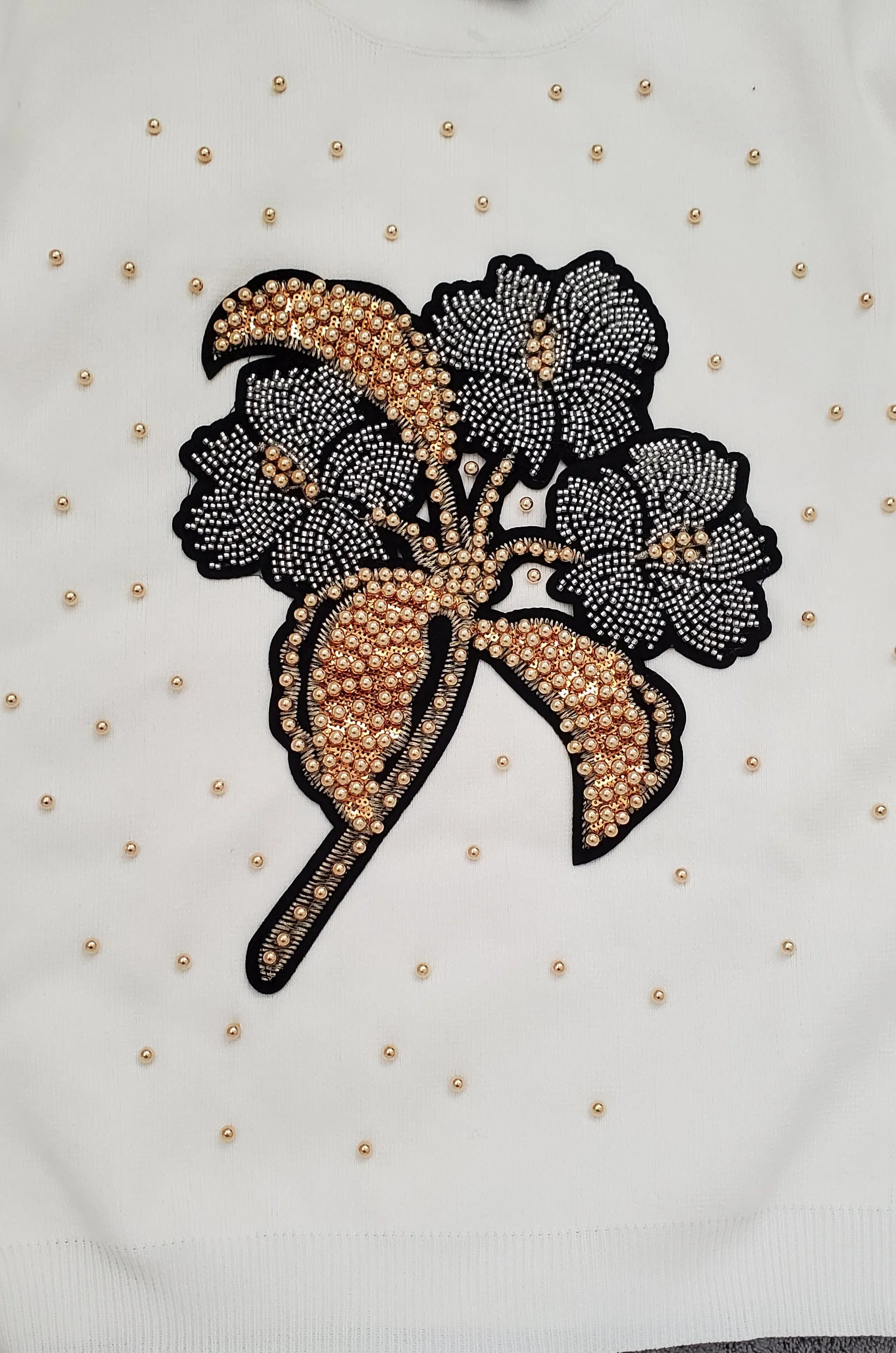Love Thing- 2 pcs Embellished Sweater Tracksuit Set (NEW)