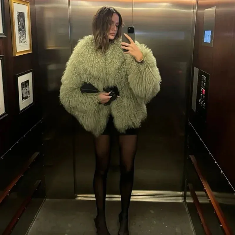 Luxury Fluffy Faux Fur Jacket Coat Women Oversize Long Sleeve Lapel Plush Overcoat 2024 Winter Chic Lady Thicken Warm Outwear