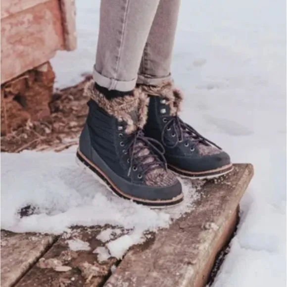 Muk Luks Sigrid Navy Faux Fur Lined Boots Women's US 9 WPL6134