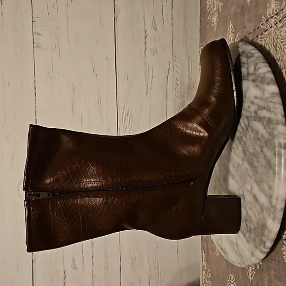 NOS | Vintage Faux Leather Boots | 7.5