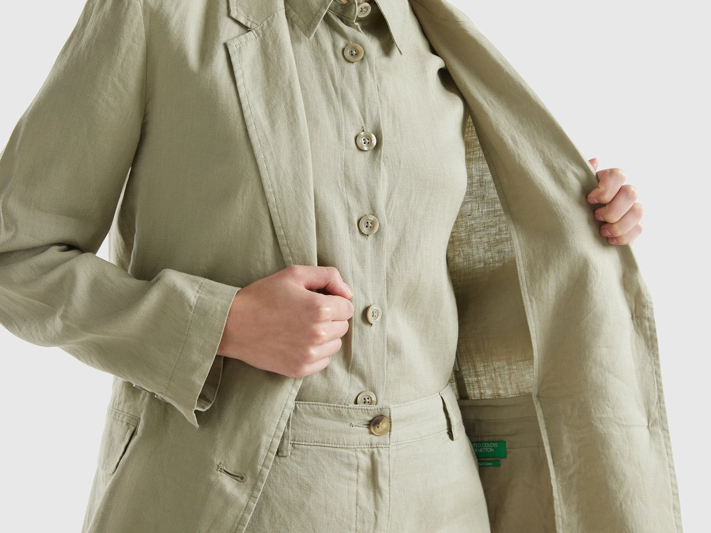 Notched Lapel Collar Solid Blazer
