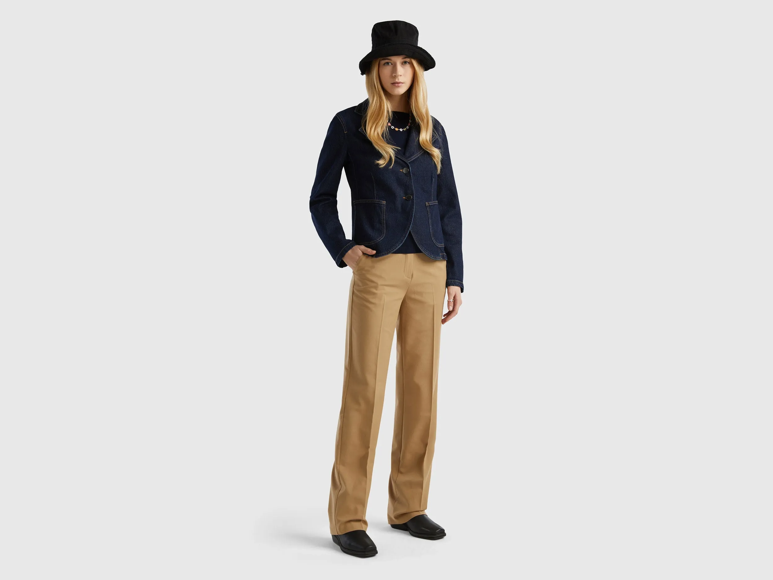 Notched Lapel Collar Solid Blazer