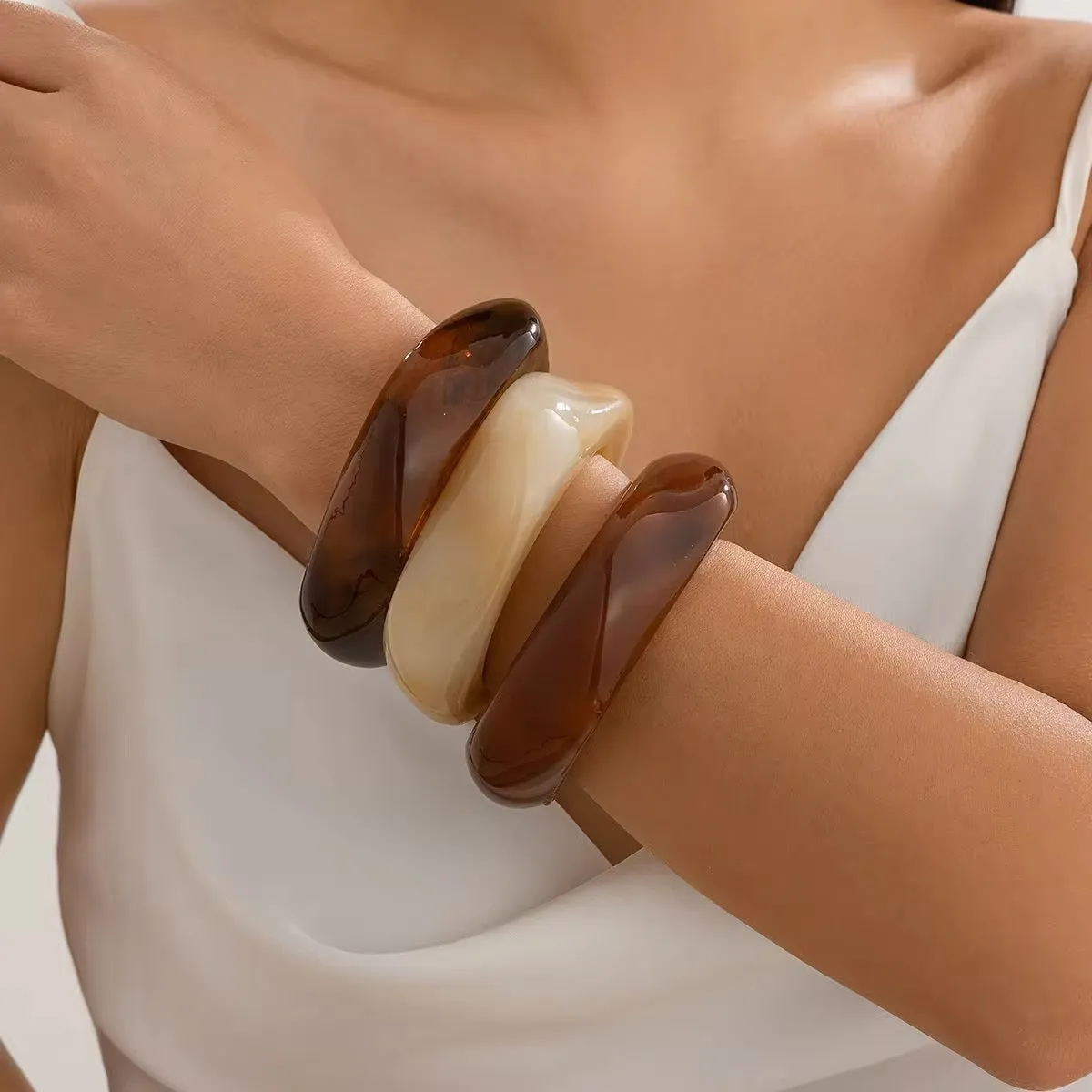 Retro Aesthetic Exaggerated Irregular Big Acrylic Bangle Bracelets
