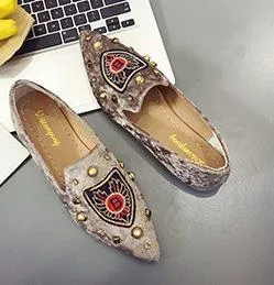 Rivet flat Shoes women Fashion Casual lazy Loafers