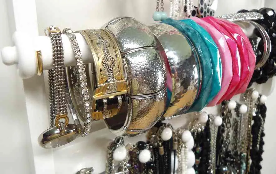 Single Bangle Jewelry Organizer White