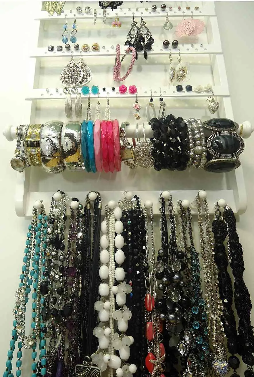 Single Bangle Jewelry Organizer White