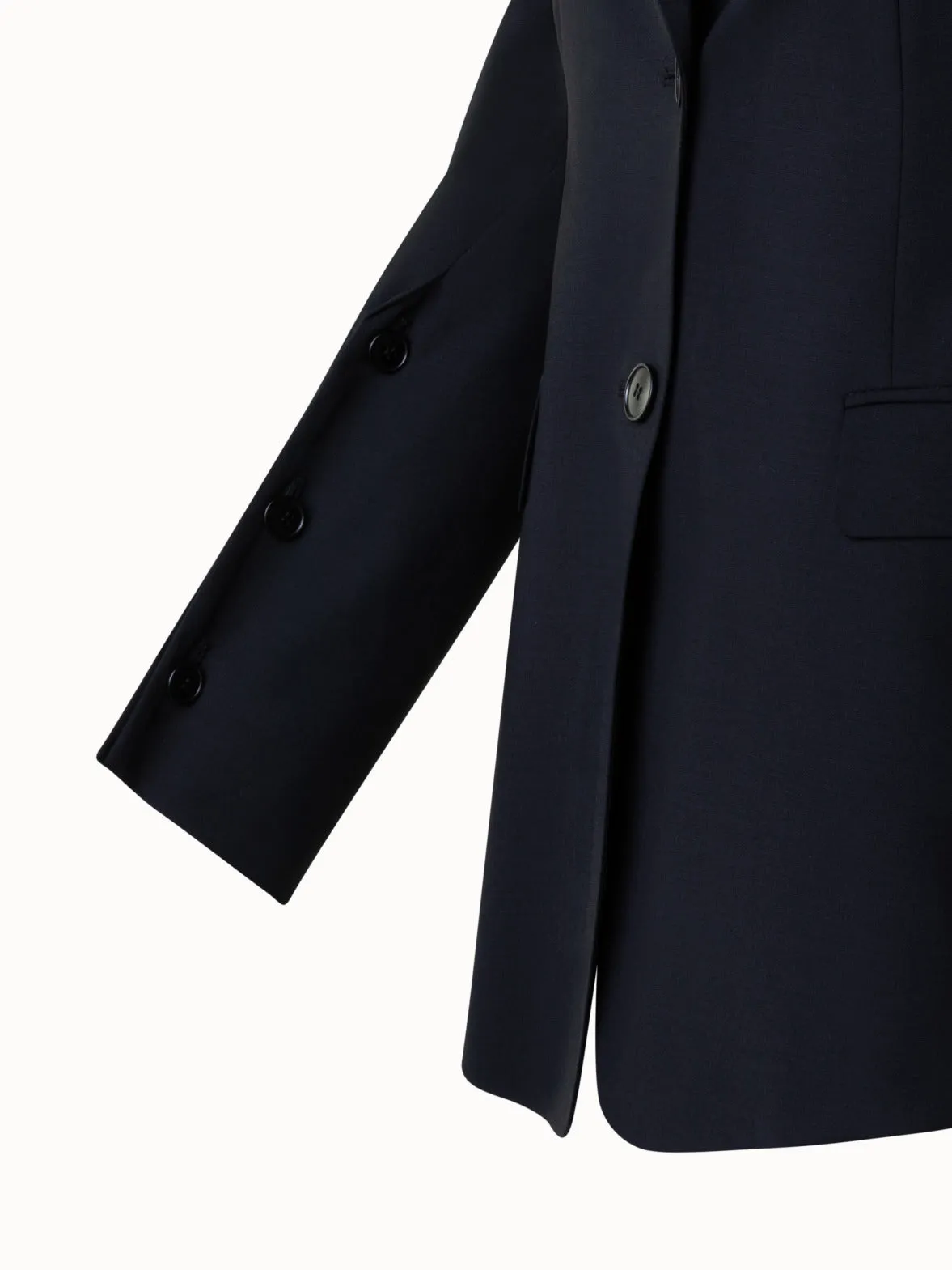 Single-Breasted Tailored Blazer in Wool Stretch