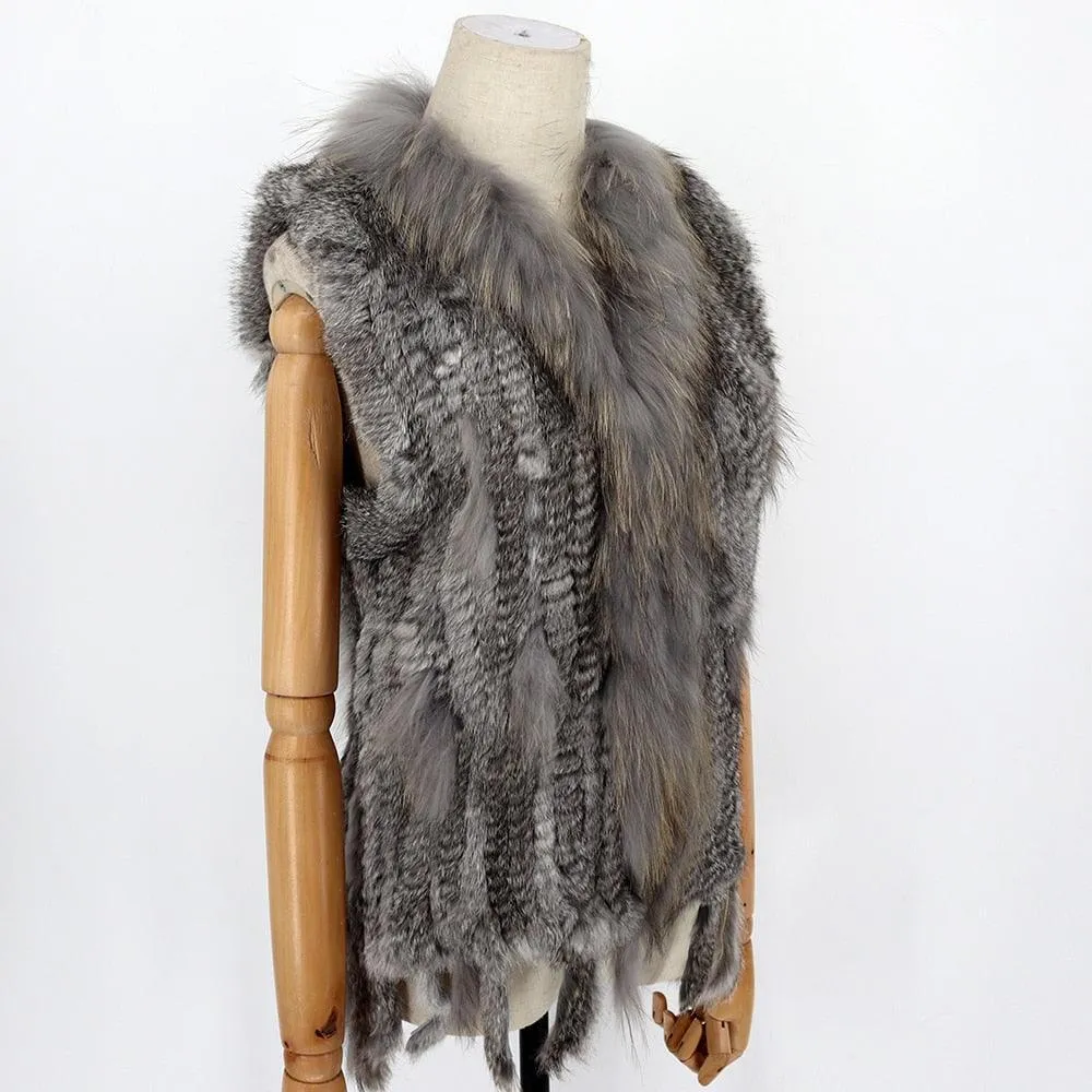 Sleeveless Vest with Fur Tassel and Natural Collar for High-End Women