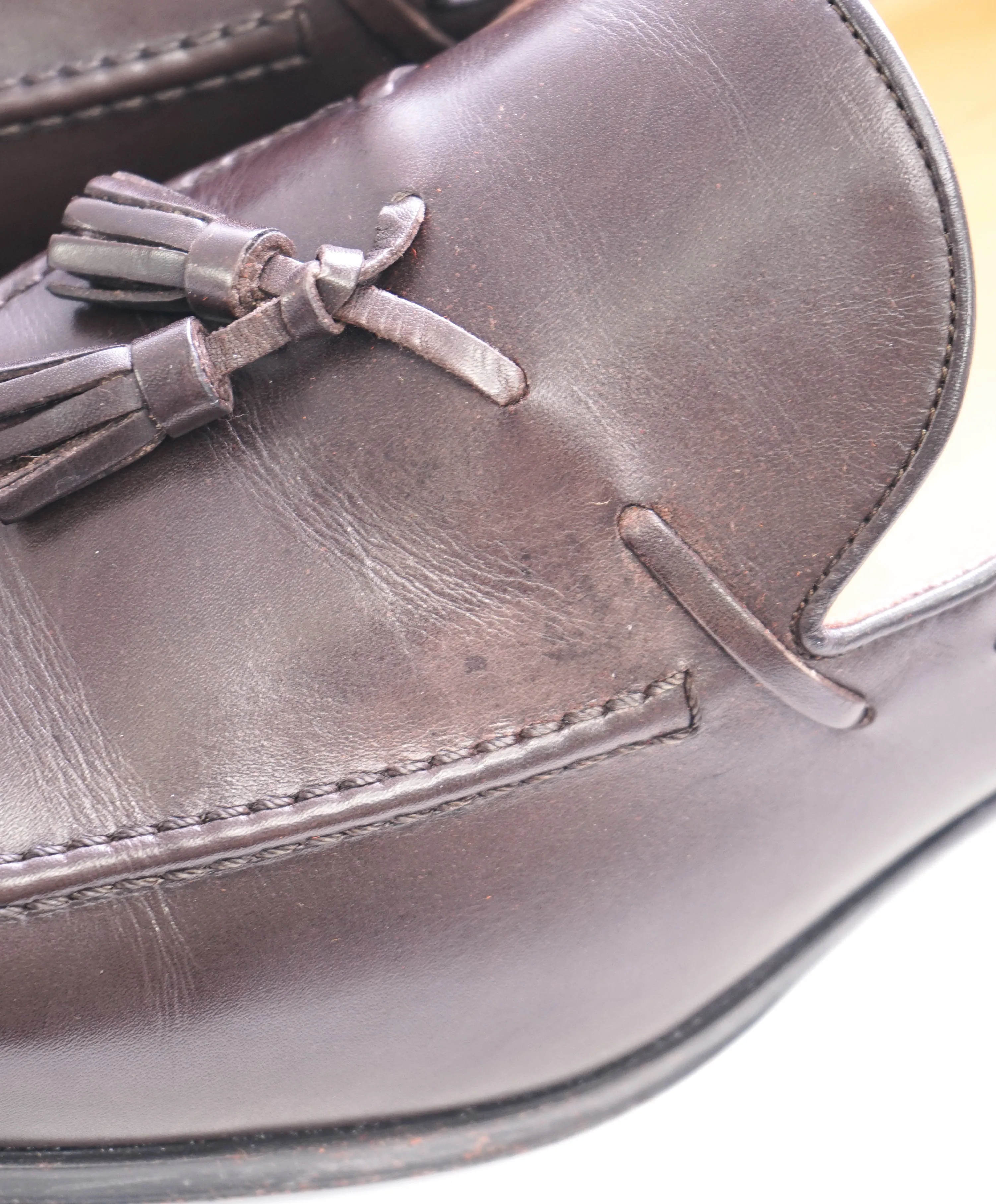 SUTOR MANTELLASSI - Brown Slim Silhouette Tassel Loafers  - 9 US