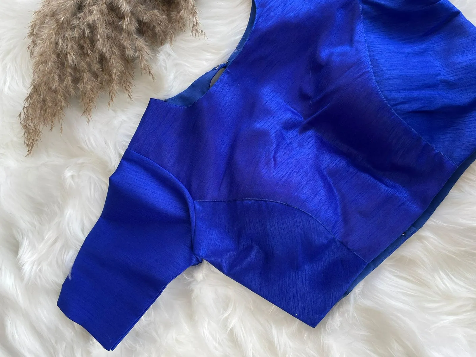 THE CRYSTAL BLUE