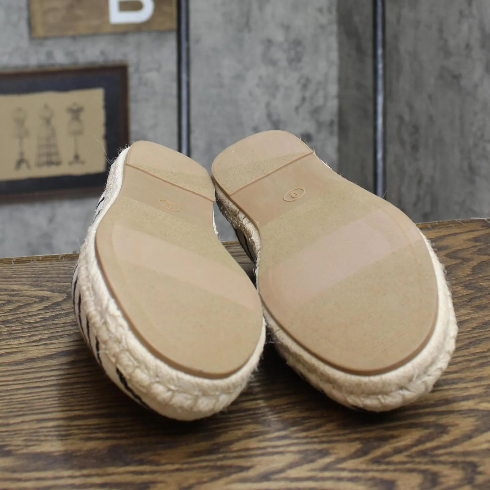 Universal Thread Women's Skipper Striped Espadrille Flats 89273606
