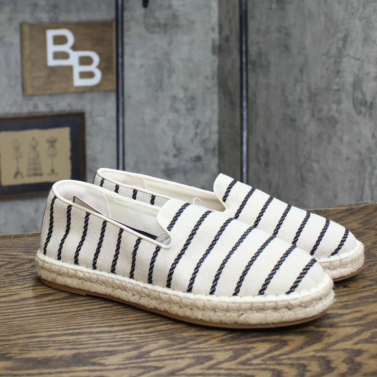 Universal Thread Women's Skipper Striped Espadrille Flats 89273606