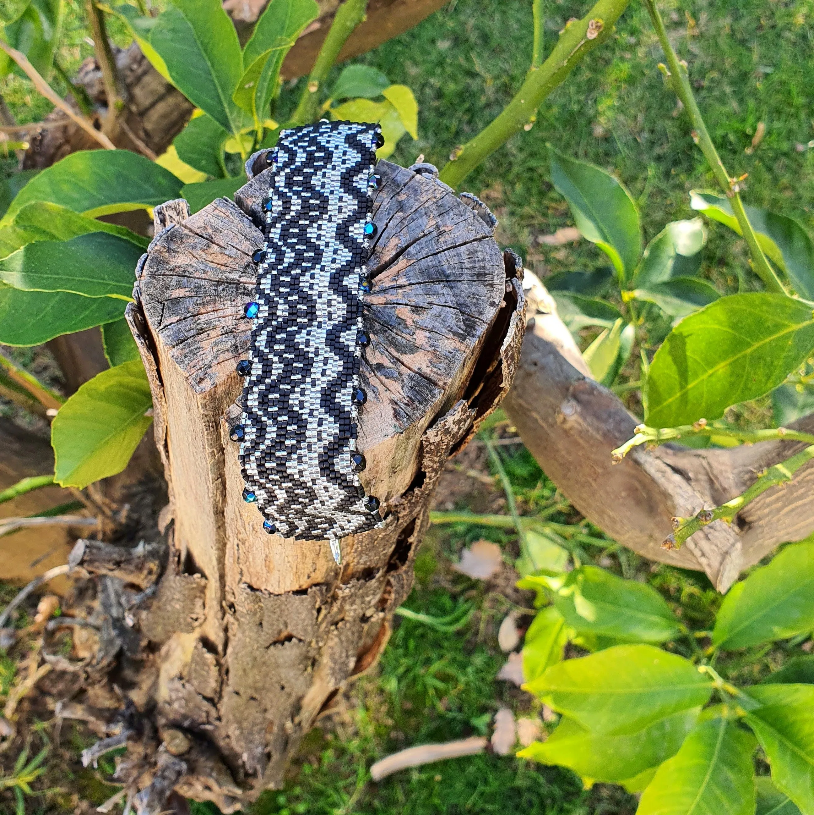 Vertical Peyote Pattern - Bracelet ONDULATIONS