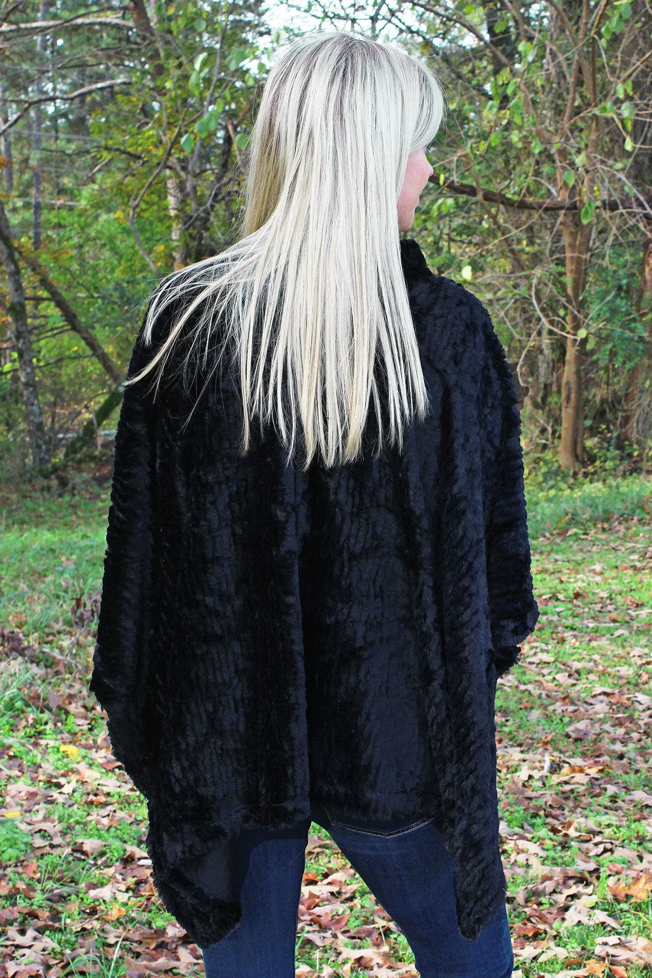 Winter Chill Faux Fur Poncho, Black