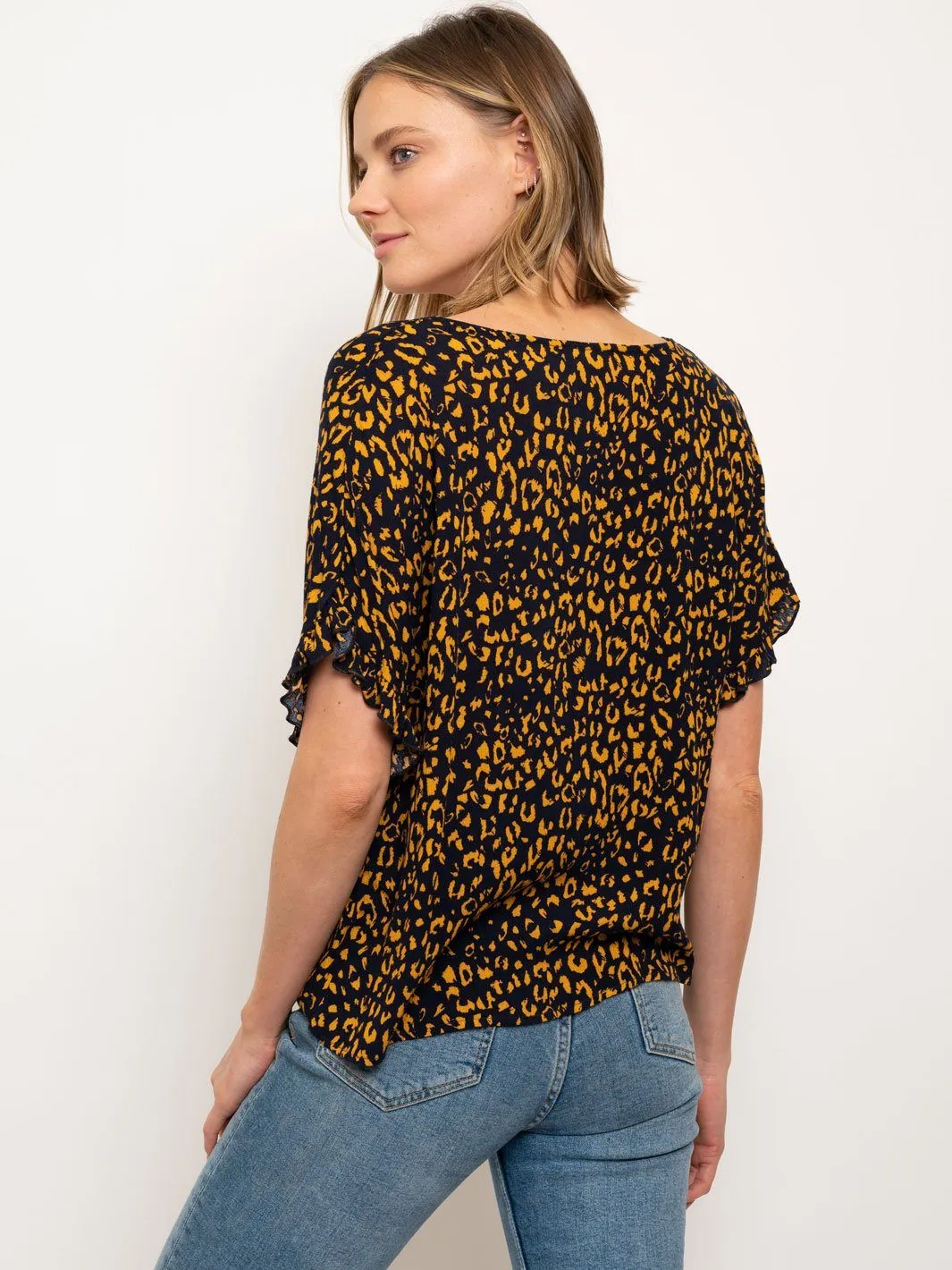 WOMEN'S ANIMAL PRINT FRONT TIE TOP