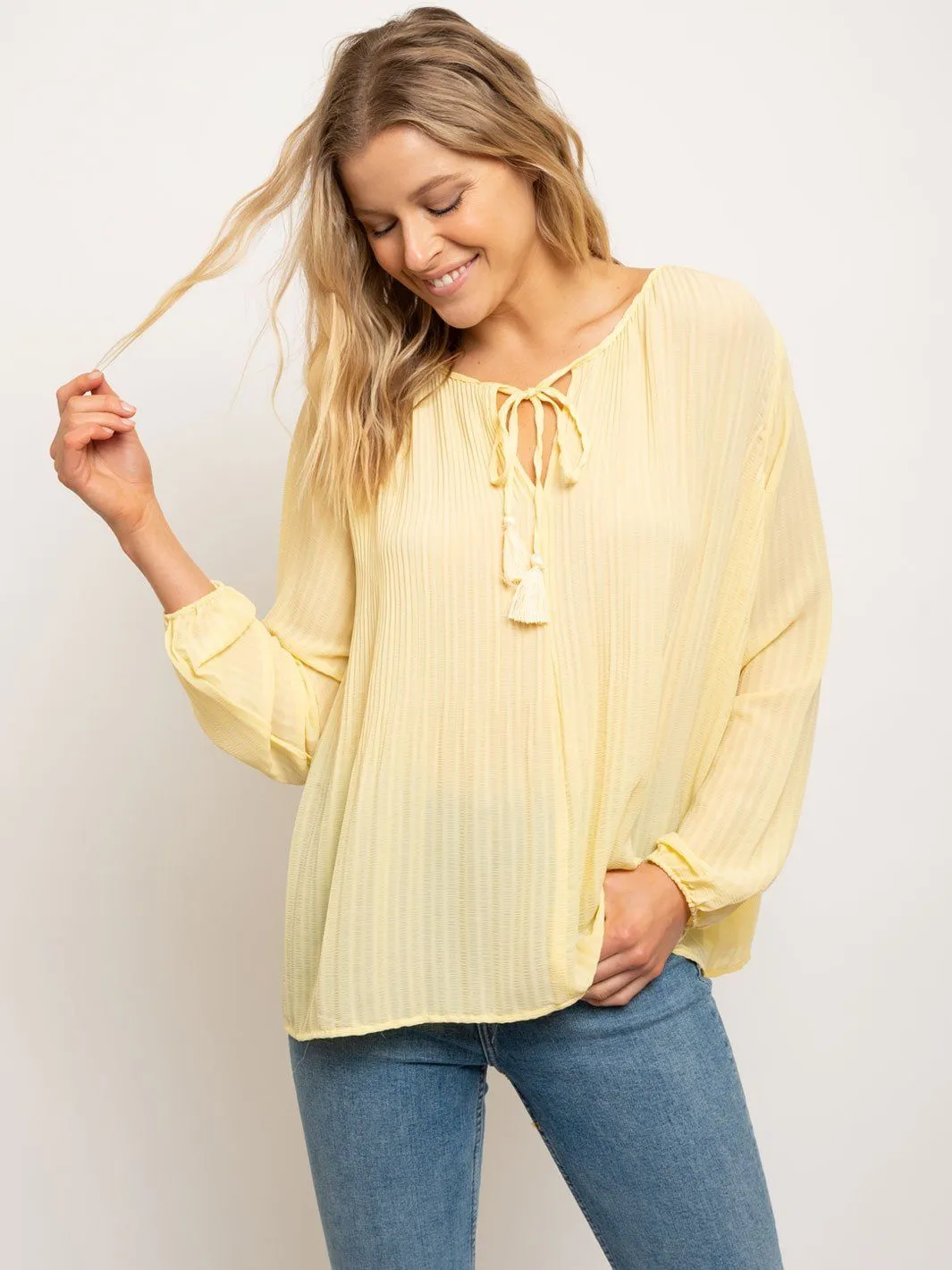 WOMEN'S BROOMSTICK PEASANT TASSEL TRIM TOP