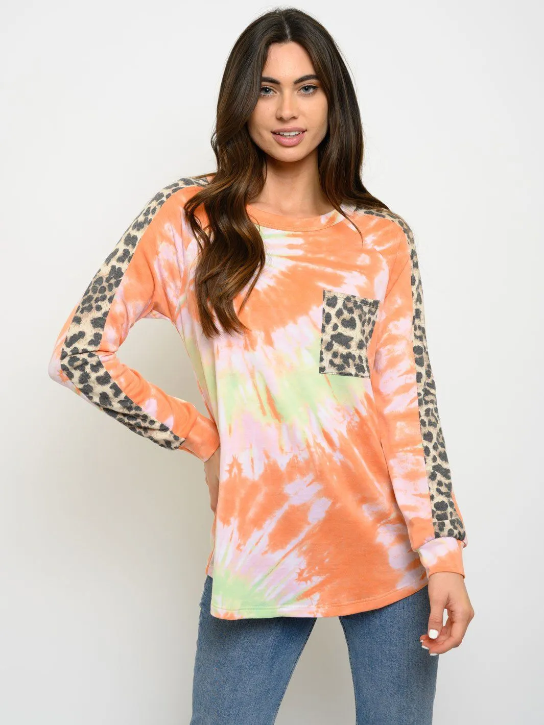 WOMEN'S CONTRAST ANIMAL PRINT TIE DYE LONG SLEEVE TOP