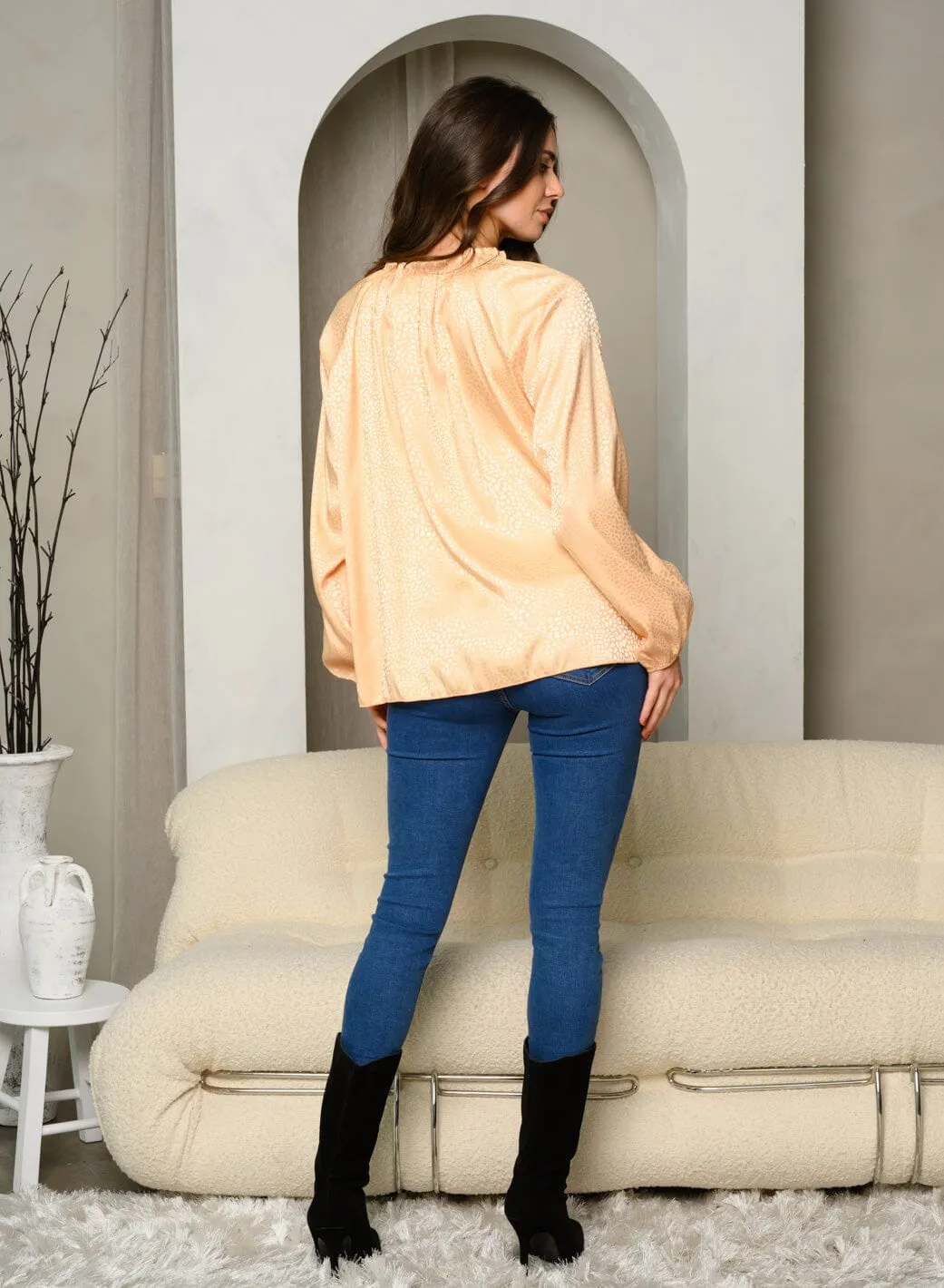 WOMEN'S LONG SLEEVE ANIMAL FRONT TIE TUNIC TOP