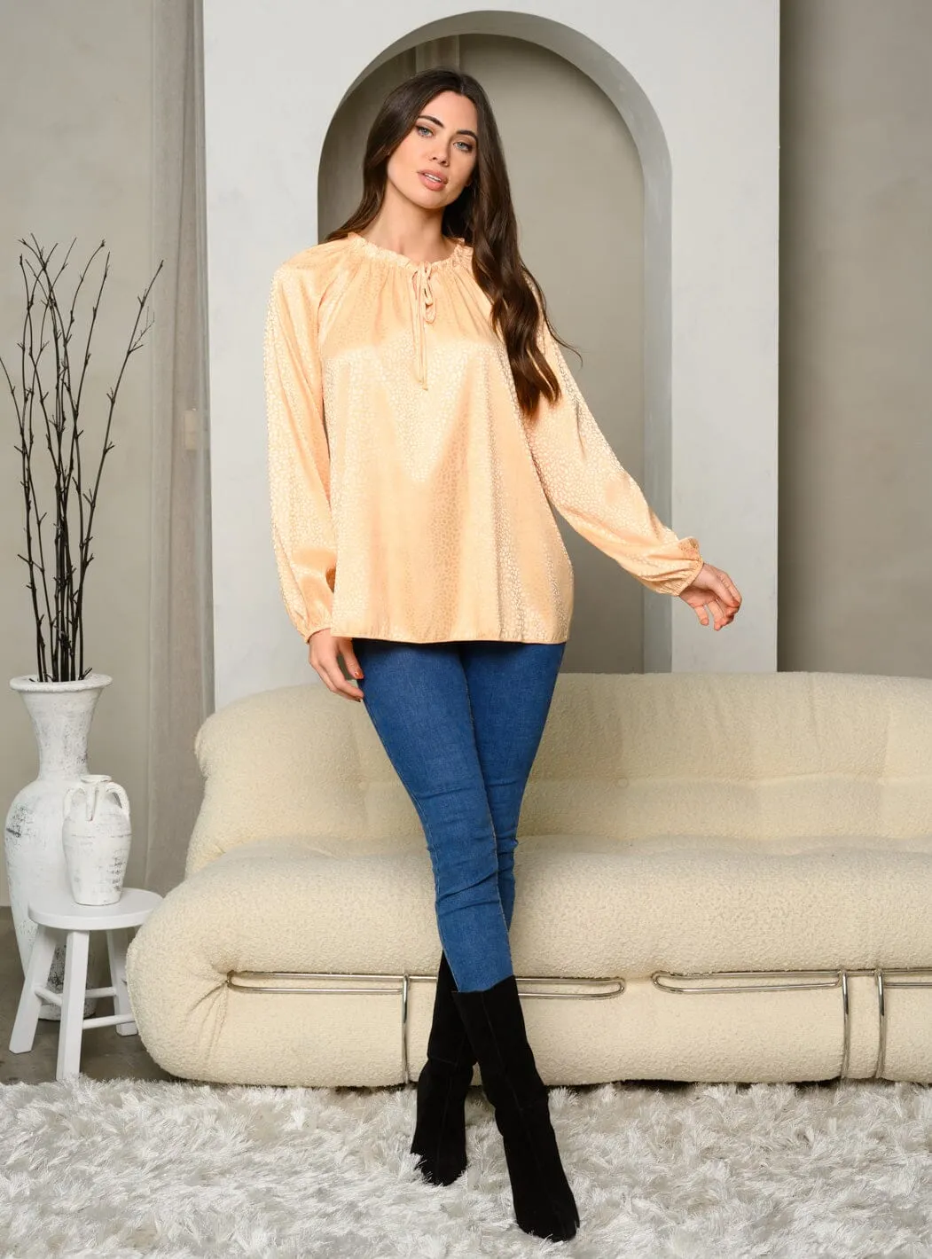 WOMEN'S LONG SLEEVE ANIMAL FRONT TIE TUNIC TOP