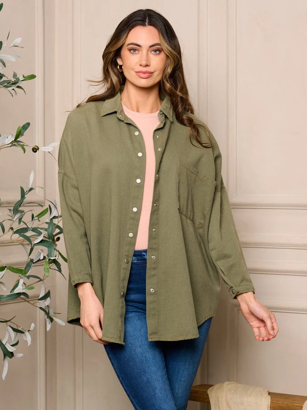 WOMEN'S LONG SLEEVE BUTTON CLOSURE OVERSIZED DENIM TOP