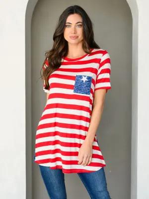 WOMEN'S SHORT SLEEVE V-NECK FRONT POCKET PATRIOTIC PRINT TOP