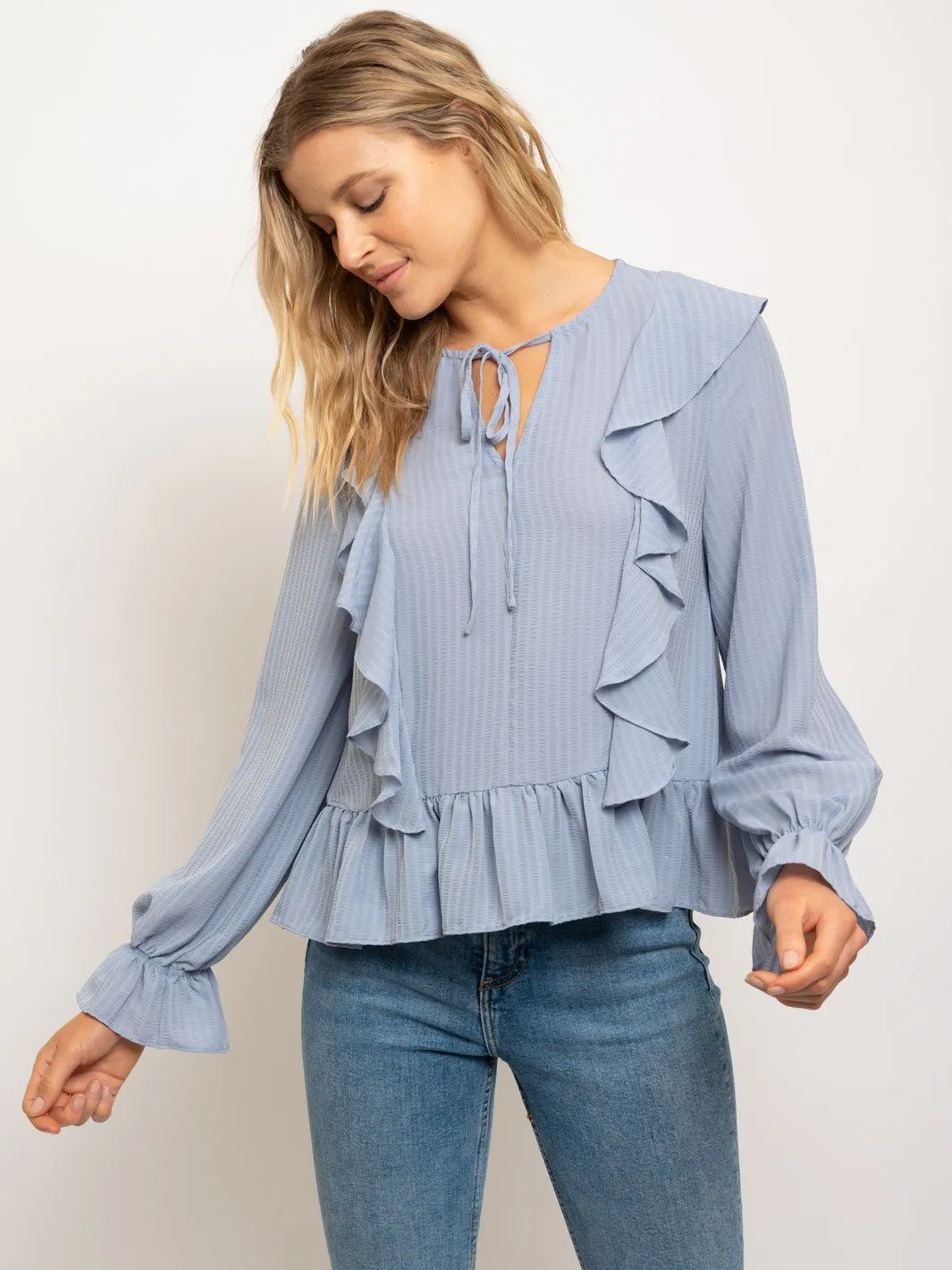 WOMEN'S V-NECK RUFFLE BABY BELL LONG SLEEVES TOP